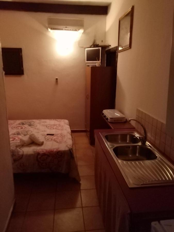 Affittacamere El Mojito Calopezzati Buitenkant foto